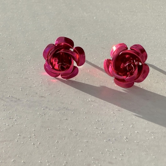 Rose Metal Pink Earrings - Picture 2 of 2